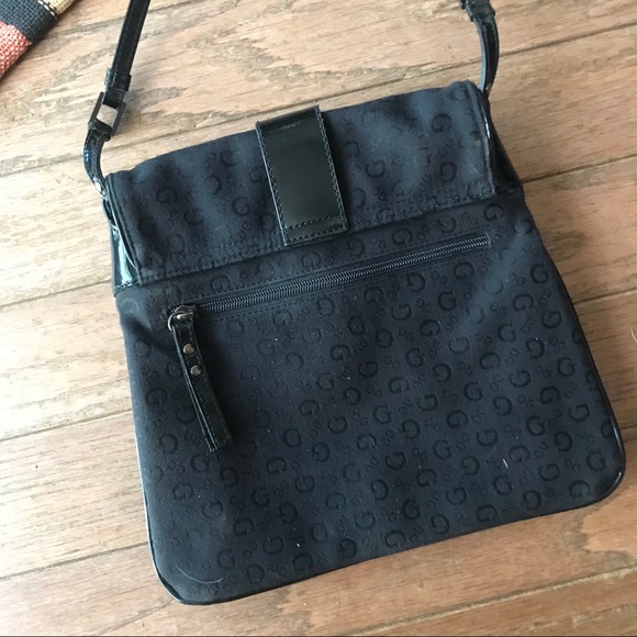 Black guess purse - Picture 6 of 6